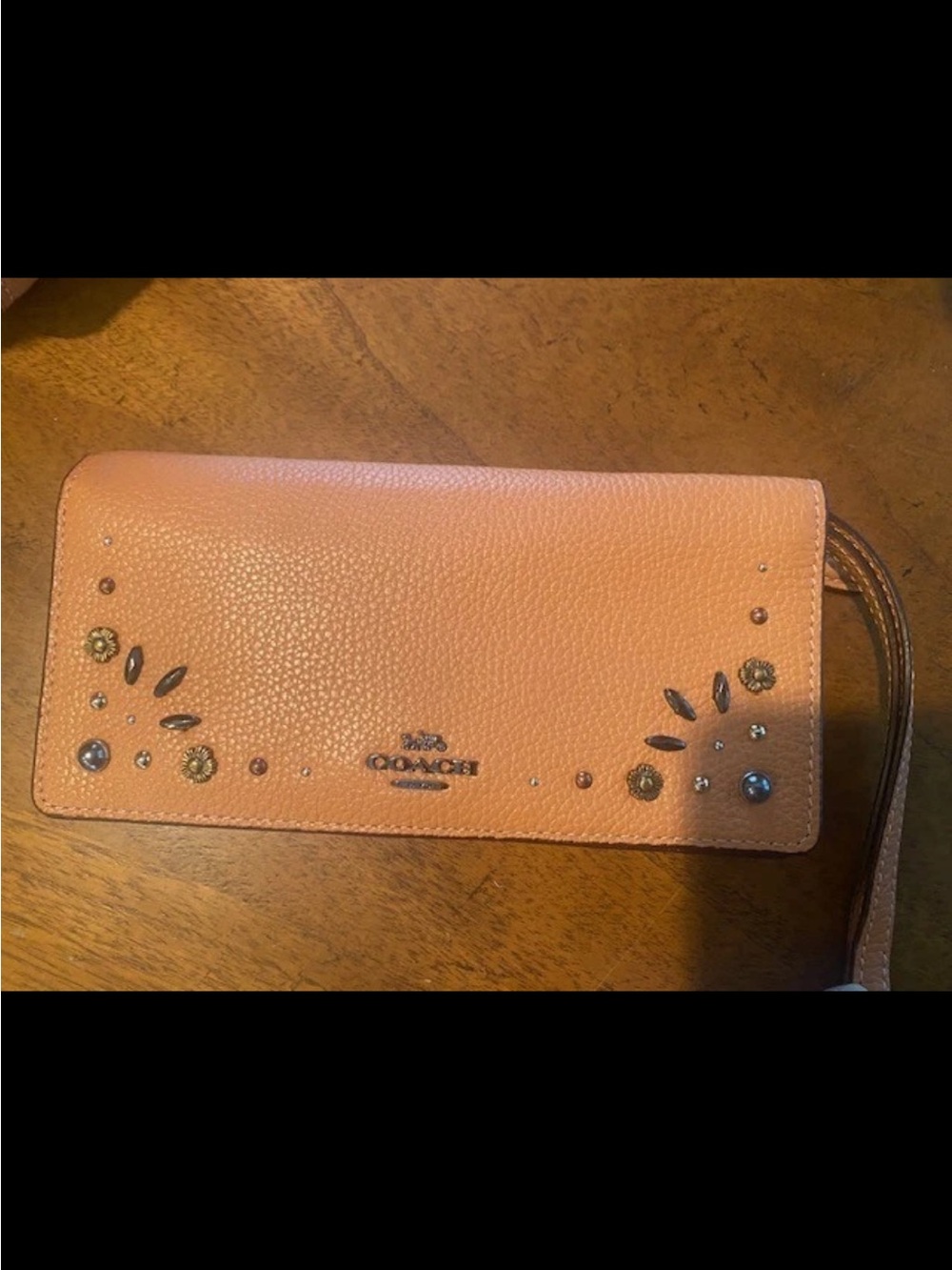 Coach F29972 DKDJM Prairie
Rivets Slim Wallet Wristlet DK/ Dark Blush - Picture 7 of 12